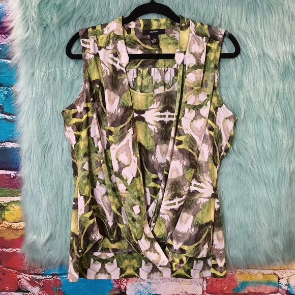 Alfani Green and White Sleeveless Layered Crossover Top Size 10 - Picture 5 of 6